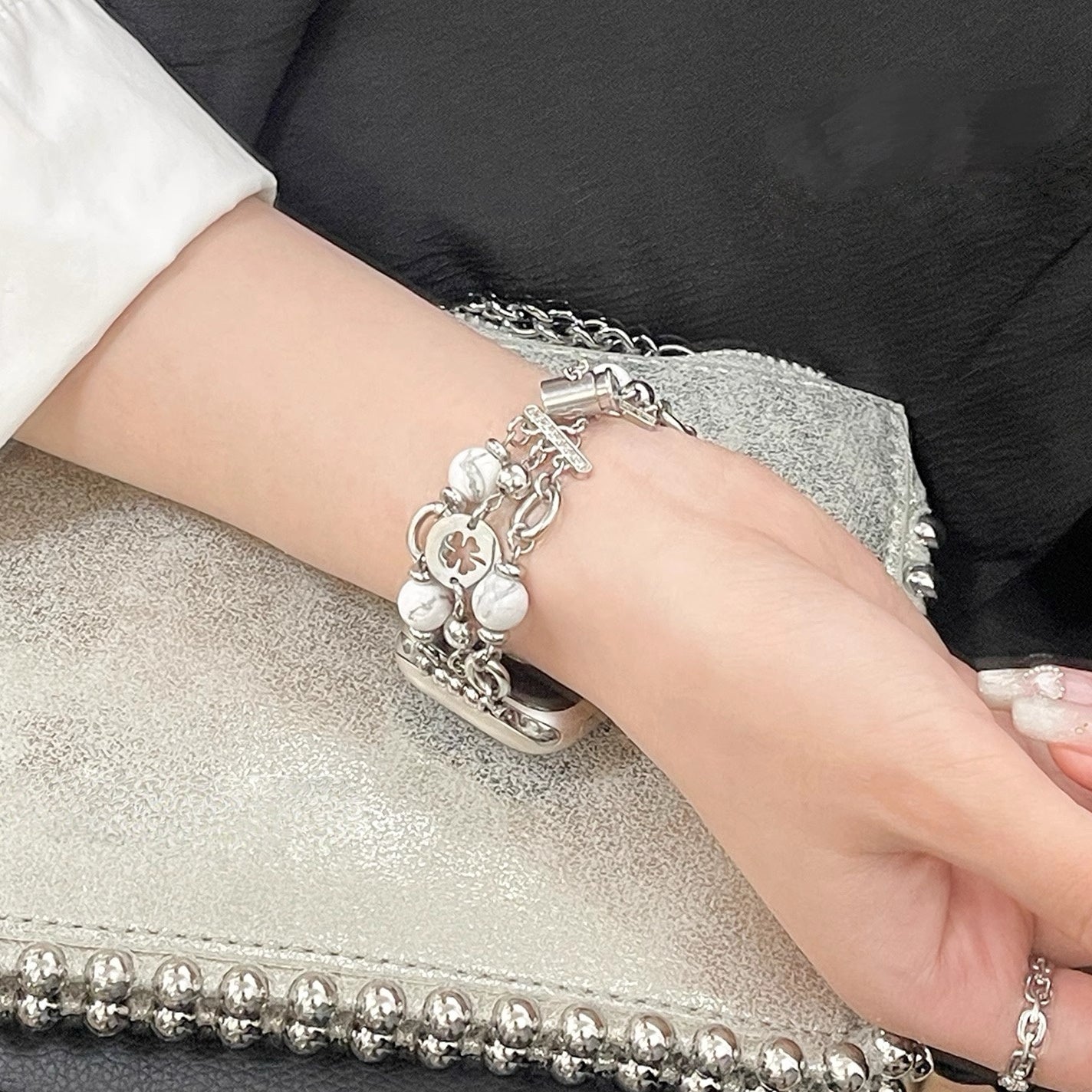 Gemstone - Chain Clover Apple Watch Strap